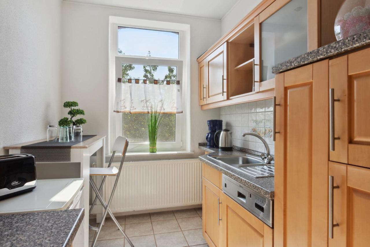 Schoenes Ferien-Appartement Fuer Bis Zu 6 Personen Halberstadt Buitenkant foto